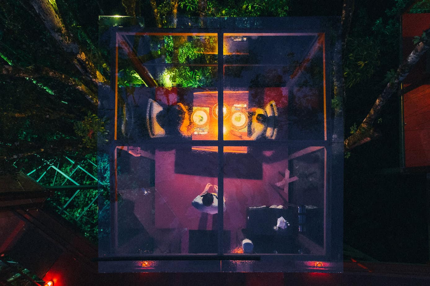 Vista aérea del glamping